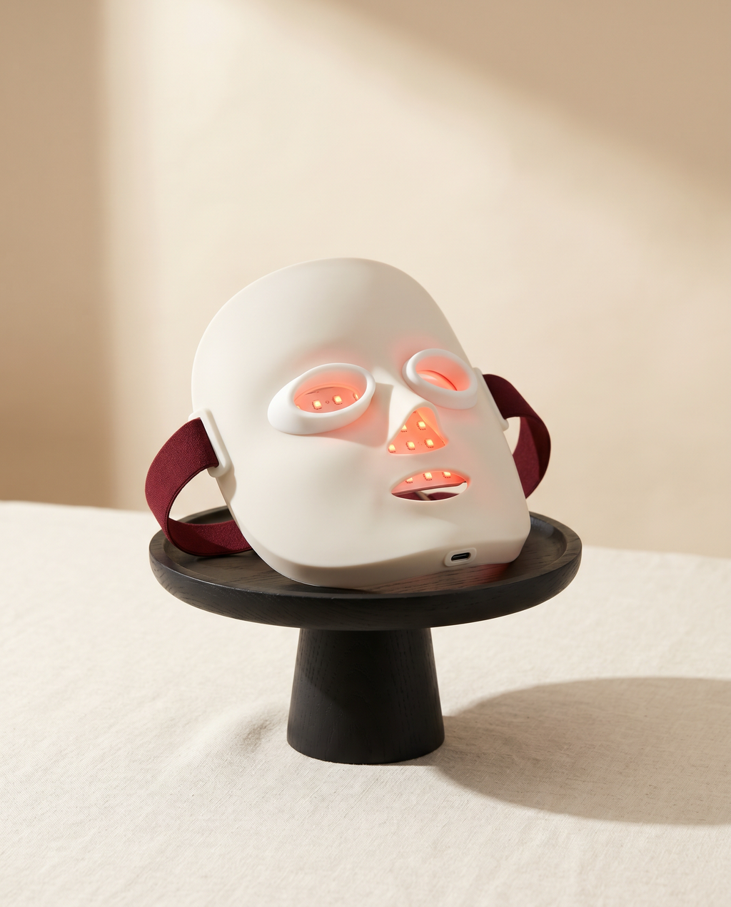 Saebit Mask · Red + Near-Infrared LED Light, the Cheongdam Way